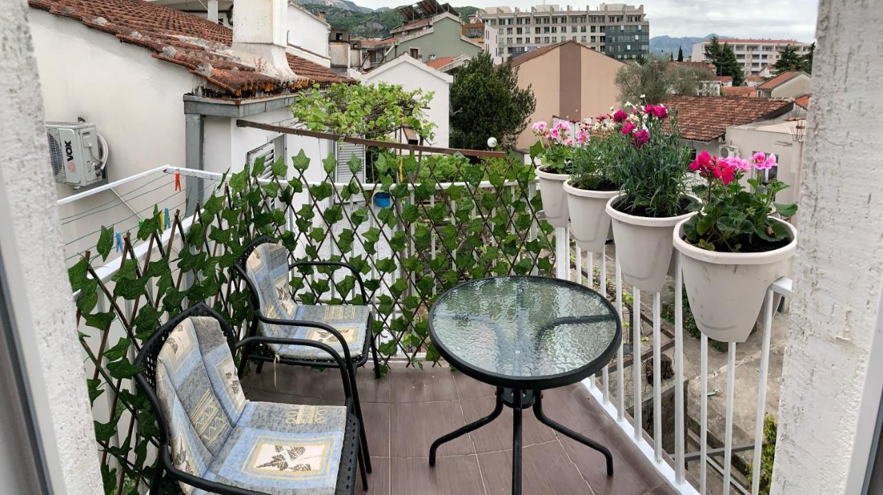 Apartment Viva Jelena Будва Екстер'єр фото